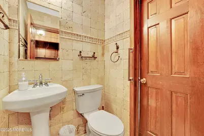 32 Woods Road, Freehold, NJ 07728 - Photo 31