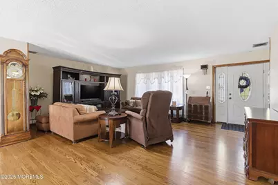 117 Harmony Avenue, Middletown, NJ 07748 - Photo 7