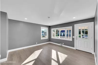 17 Elm Drive, Neptune Township, NJ 07753 - Photo 11