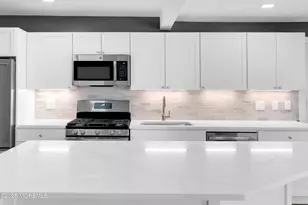 17 Elm Dr, Neptune Township, NJ 07753 - Photo 15