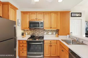 928 Park Pl, Red Bank, NJ 07701 - Photo 7