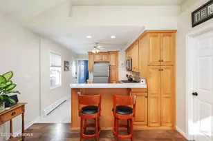 928 Park Pl, Red Bank, NJ 07701 - Photo 11