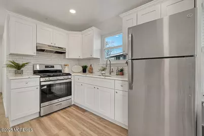 66 Bayshore Mobile Mnr, Hazlet Township, NJ 07730 - Photo 5