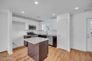 42 W Shore St, Keansburg, NJ 07734 - Photo 19