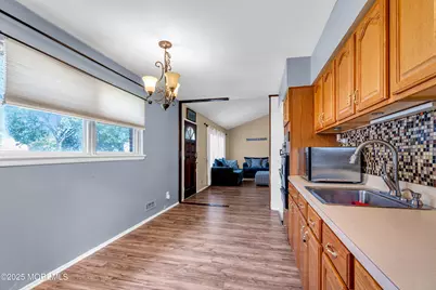 46 Parkview Drive, Hazlet Township, NJ 07730 - Photo 9