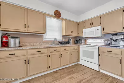 37 Carlisle Road, Toms River Township, NJ 08757 - Photo 19