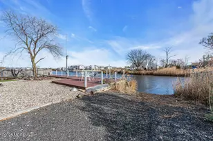 7 Manahassett Park Dr, Long Branch, NJ 07740 - Photo 15