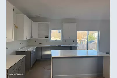 2B Dey Street, Manalapan Township, NJ 07726 - Photo 9