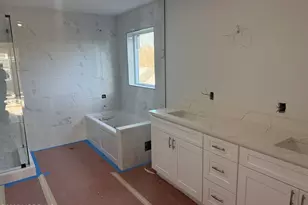 2B Dey St, Manalapan Township, NJ 07726 - Photo 15