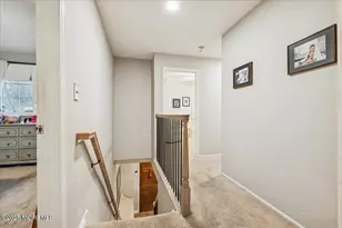 54 Tracy Dr, Manalapan Township, NJ 07726 - Photo 17