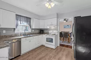 1840 1st Ave, Toms River Township, NJ 08757 - Photo 15