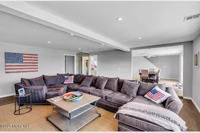 1648 Center Street, Point Pleasant, NJ 08742 - Photo 3