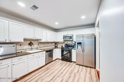 [Address not provided], Wall Township, NJ 07719 - Photo 11