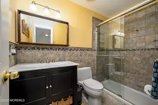 10 Sandybrook Rd, Manalapan Township, NJ 07726 - Photo 21