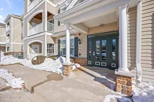 416 Sloan Ct, Matawan, NJ 07747 - Photo 3