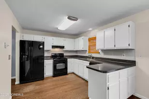 421 Rose Ct, Lakewood, NJ 08701 - Photo 15