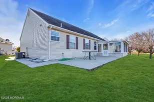 7 Alton Ct, Toms River Township, NJ 08757 - Photo 17