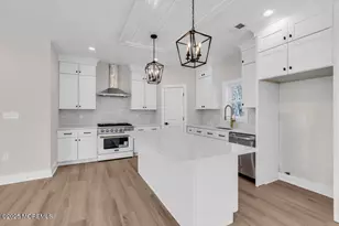 293 Trenton Ave N, Bayville, NJ 08721 - Photo 11