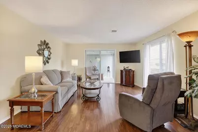 205A Newport Road #205A, Monroe Township, NJ 08831 - Photo 7