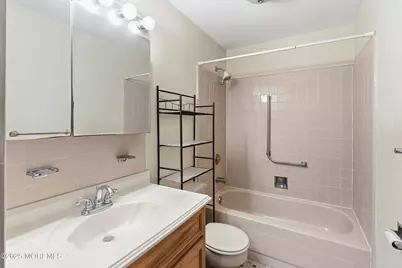 944F Aberdeen Drive, Lakewood, NJ 08701 - Photo 17