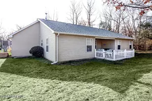 158 Morning Glory Ln, Whiting, NJ 08759 - Photo 7