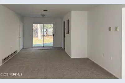 32 Constitution Boulevard, Whiting, NJ 08759 - Photo 17