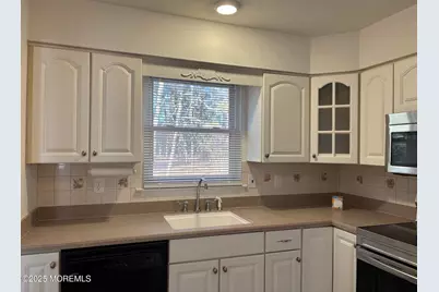 32 Constitution Boulevard, Whiting, NJ 08759 - Photo 15