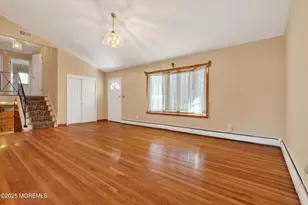 150 Cloverdale Cir, Tinton Falls, NJ 07724 - Photo 23