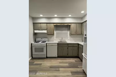 109 Westwood Drive, Toms River Township, NJ 08753 - Photo 5