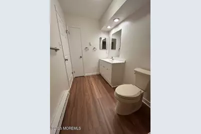 108 Amberly Drive #D, Manalapan Township, NJ 07726 - Photo 5