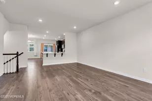 504 E International Rd, Monroe Township, NJ 08831 - Photo 15