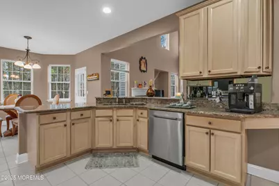 27 Stonehenge Court, Jackson, NJ 08527 - Photo 11