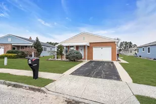 8 Merrilee Ln, Toms River Township, NJ 08757 - Photo 1