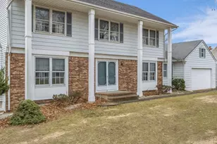 17 Terry Ln, Middletown, NJ 07748 - Photo 3