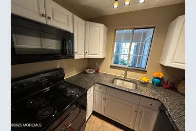 12B Golden Court, Whiting, NJ 08759 - Photo 11