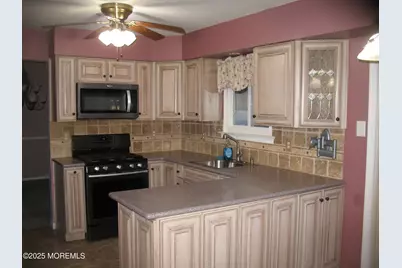 32 Appletree Road, Howell Township, NJ 07731 - Photo 9