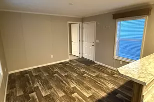 7 John St, Keansburg, NJ 07734 - Photo 3