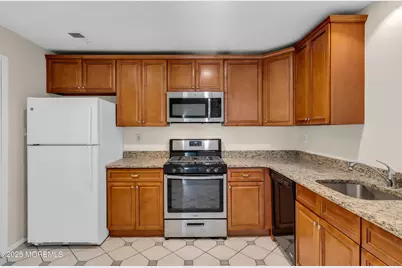 435 Hancock Place, Morganville, NJ 07751 - Photo 9