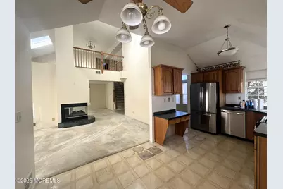 37 Citation Drive, Freehold, NJ 07728 - Photo 9