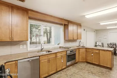 637 6th Street, Lakewood, NJ 08701 - Photo 17