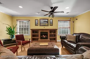 3 Waverly Pl, Aberdeen Township, NJ 07747 - Photo 9