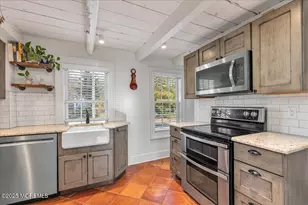 630 Kings Hwy E, Atlantic Highlands, NJ 07716 - Photo 3