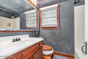 630 Kings Hwy E, Atlantic Highlands, NJ 07716 - Photo 15