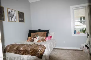 295 Roosevelt Ave, Oakhurst, NJ 07755 - Photo 29