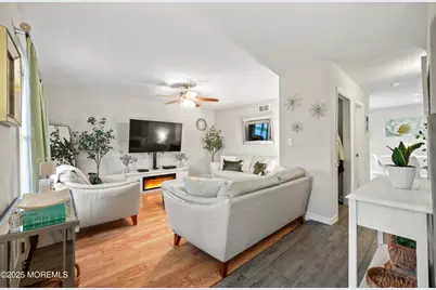 30 McDermott Street, Freehold, NJ 07728 - Photo 5