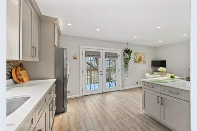 30 McDermott Street, Freehold, NJ 07728 - Photo 15