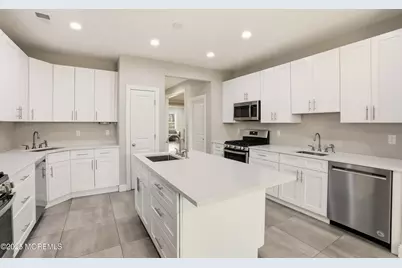 119 N Zinfandel Road, Lakewood, NJ 08701 - Photo 13