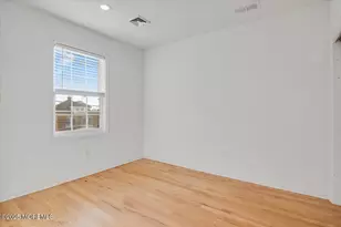 23 Carlton St S, Edison, NJ 08837 - Photo 15