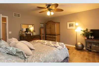 49 Oxycocus Road, Manahawkin, NJ 08050 - Photo 15