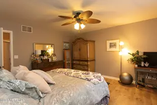 49 Oxycocus Rd, Manahawkin, NJ 08050 - Photo 15